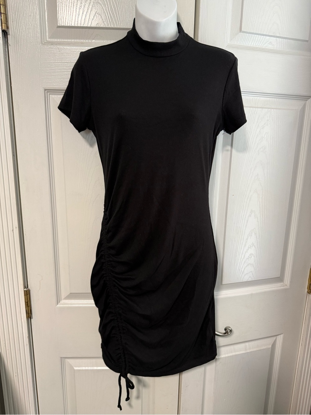 Women’s Black Mock Neck Ruched Short Sleeve Dress